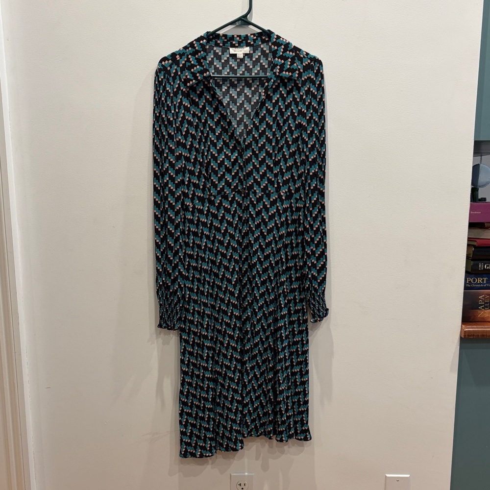 Seraphine Black and Teal Geometric Long Sleeve Maternity Nursing Dress
